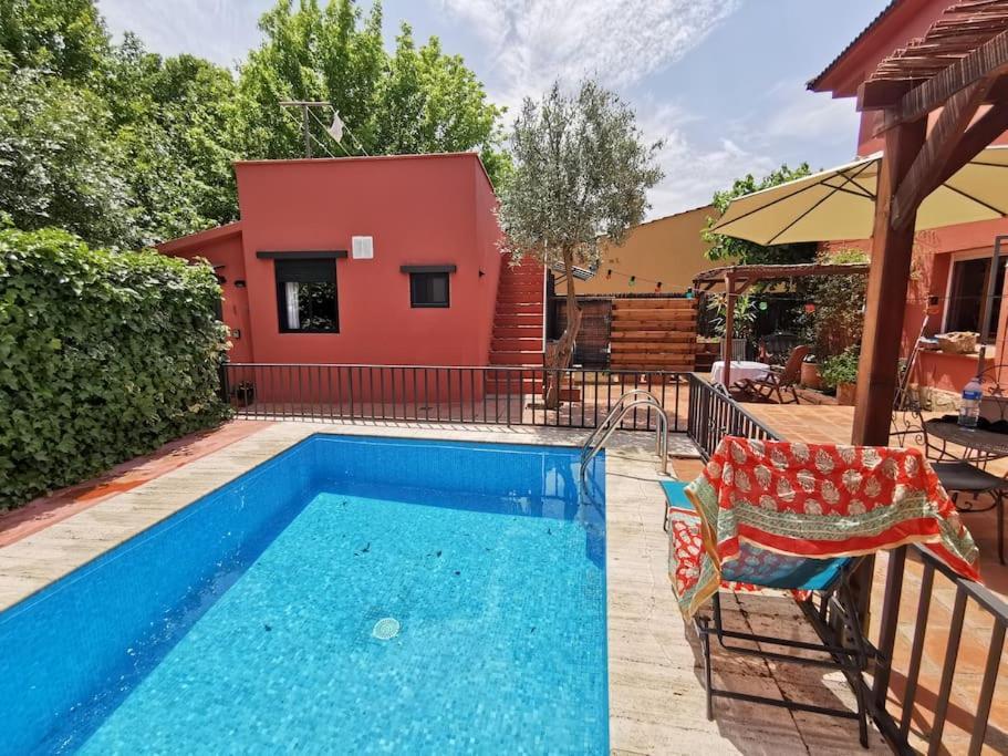 La Casita Del Patio Βίλα Borgona Εξωτερικό φωτογραφία