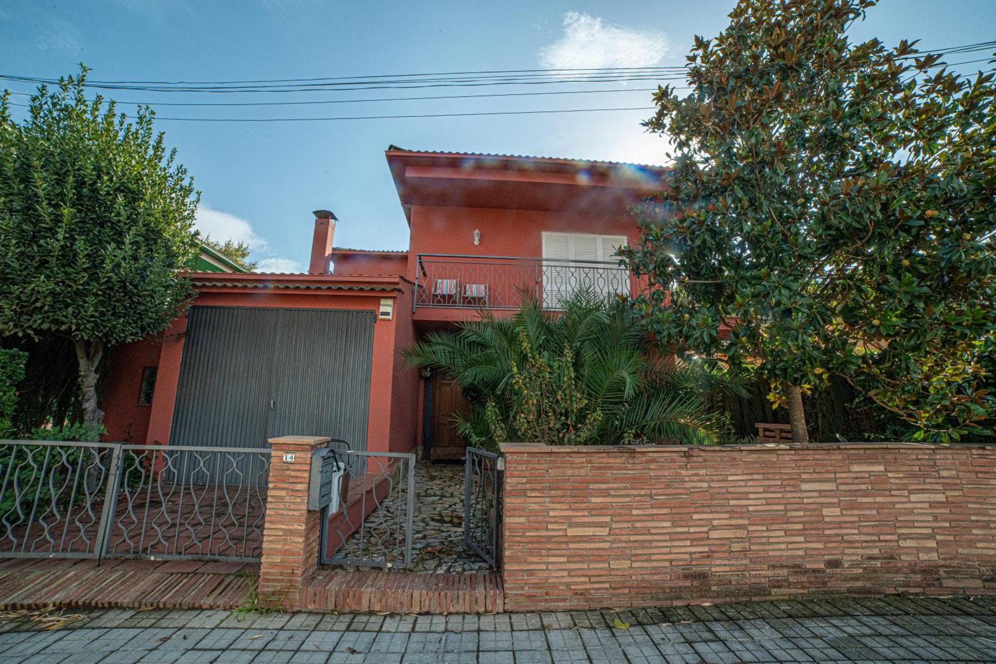 La Casita Del Patio Βίλα Borgona Εξωτερικό φωτογραφία