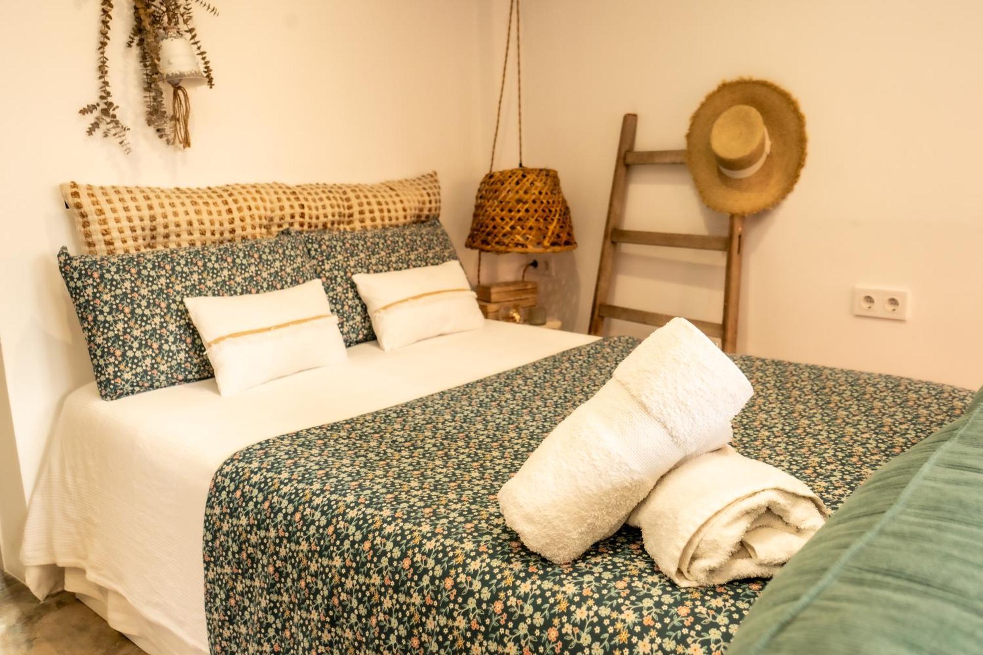 La Casita Del Patio Βίλα Borgona Εξωτερικό φωτογραφία